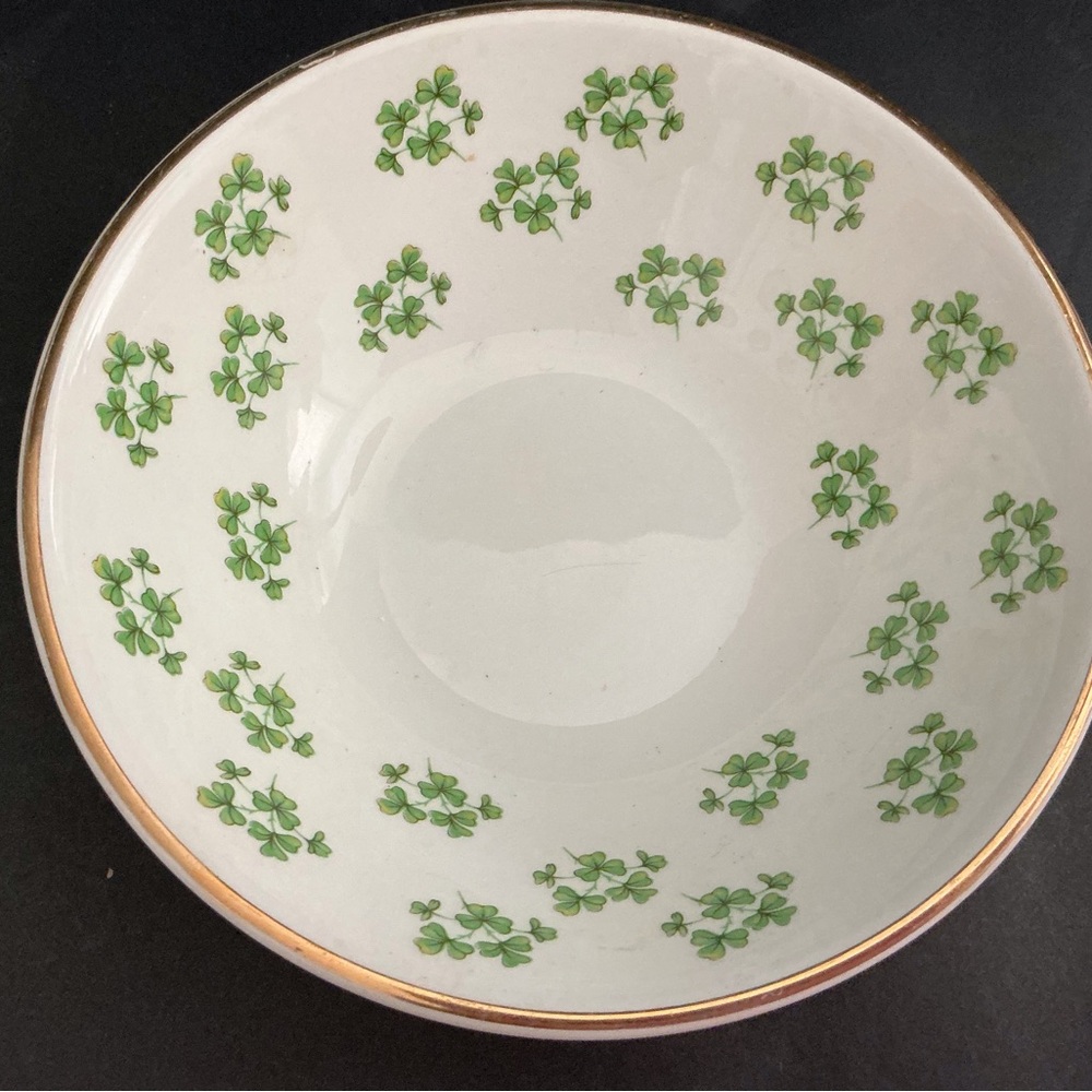 Elegant Shamrock Patterned 6 inch Bowl